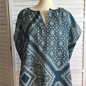 Women's Black & White Printed Tunic Top